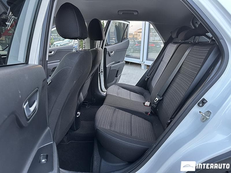 Kia Stonic 2018 — Миниатюра 12