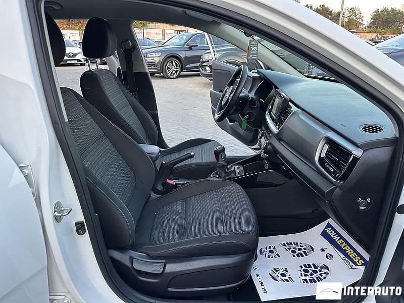 Kia Stonic 2018 — Миниатюра 14