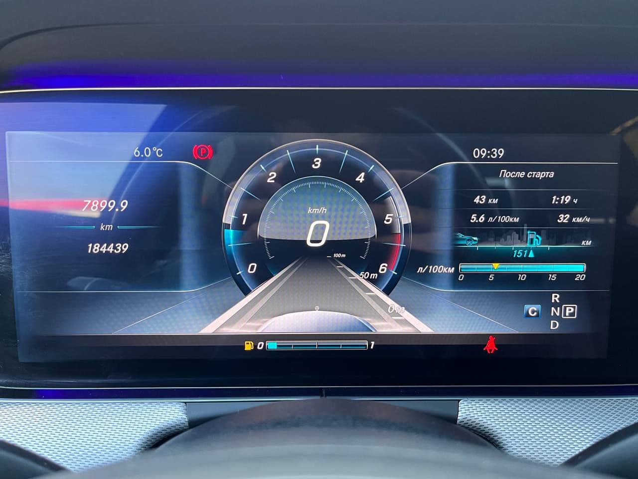 Mercedes E 220 2017 — Миниатюра 9