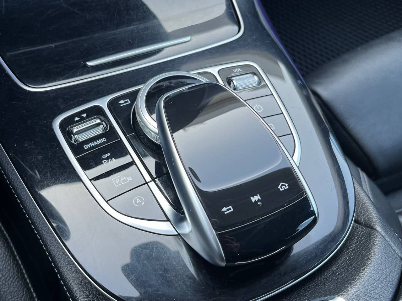 Mercedes E 220 2017 — Миниатюра 14