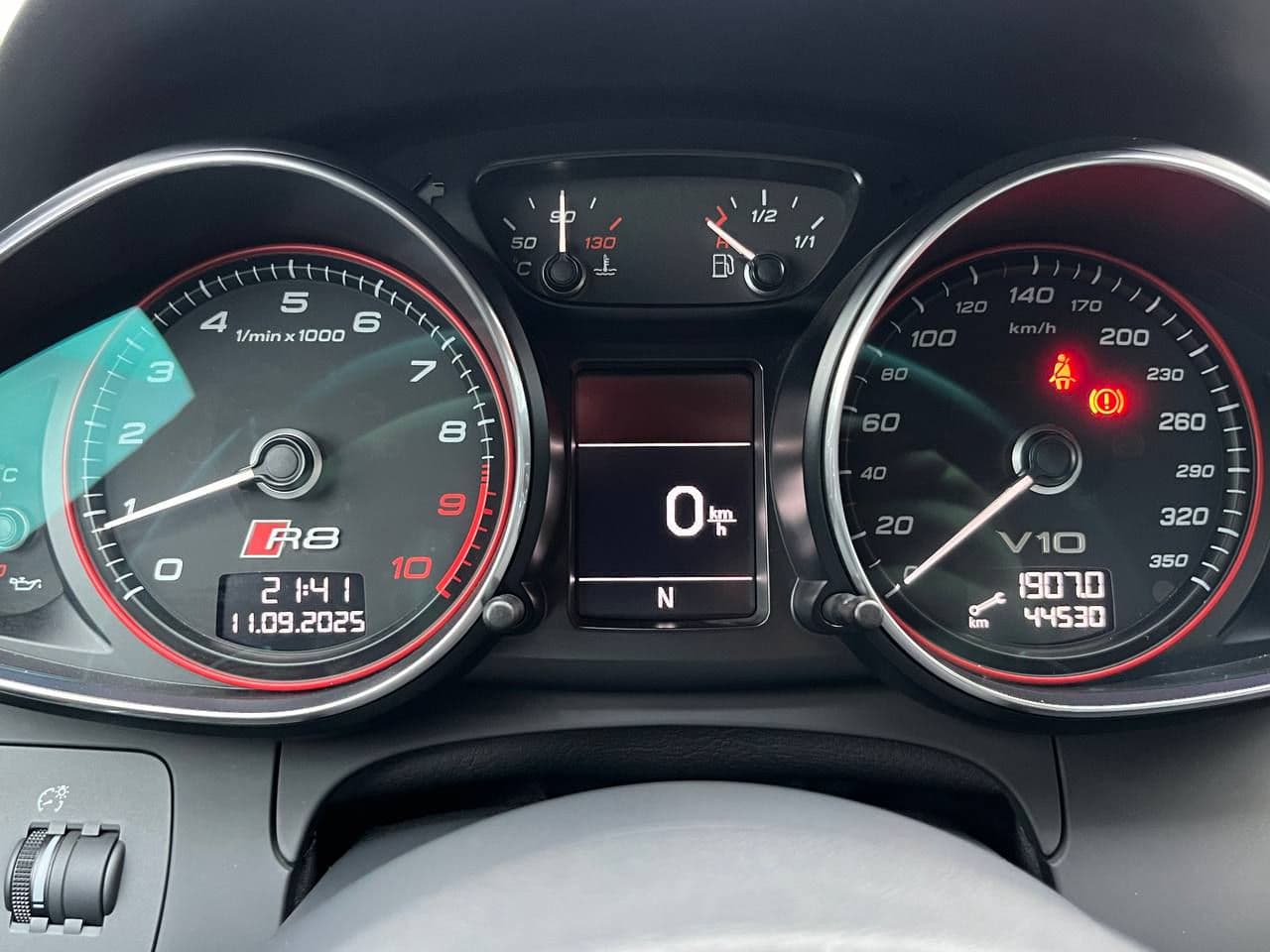 Audi R8 2015 — Миниатюра 11