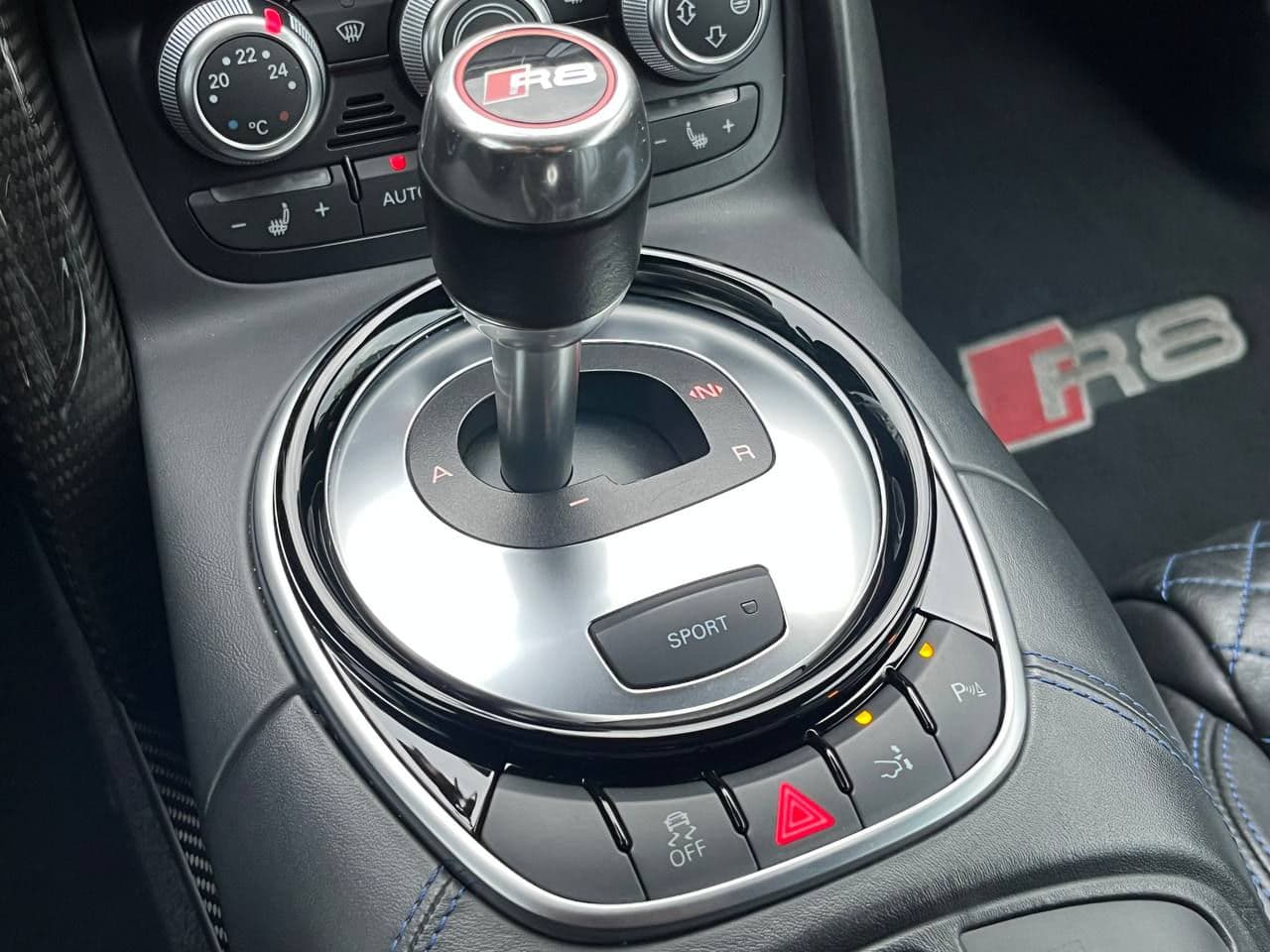 Audi R8 2015 — Миниатюра 16