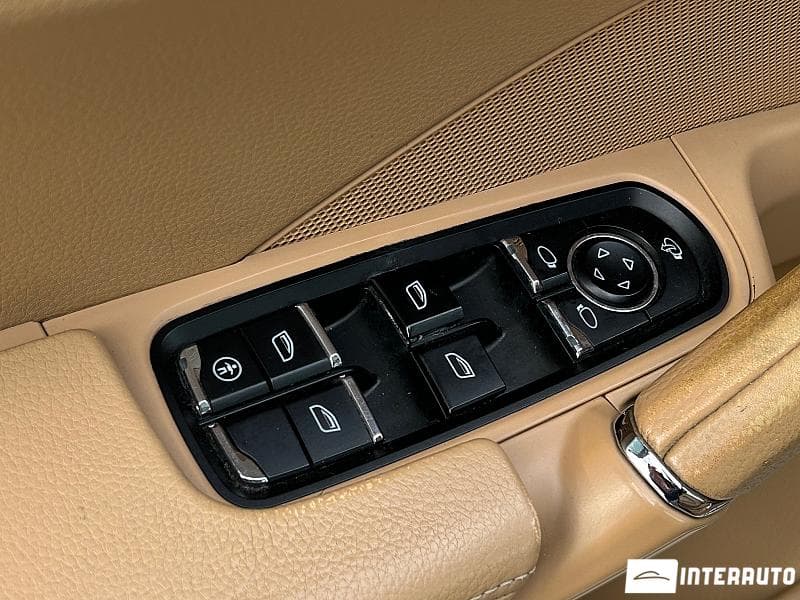 Porsche Cayenne 2011 — Миниатюра 6