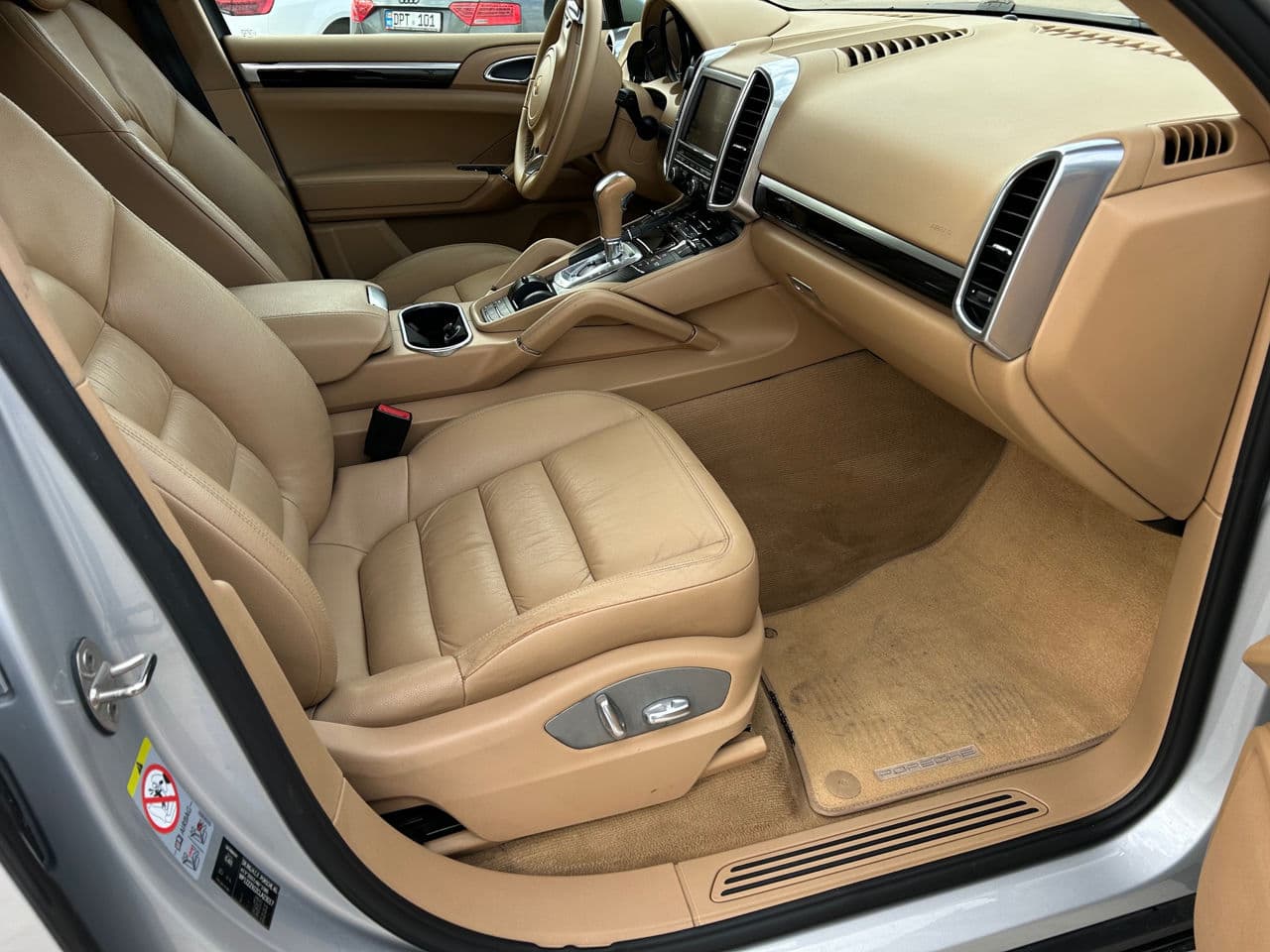 Porsche Cayenne 2011 — Миниатюра 14