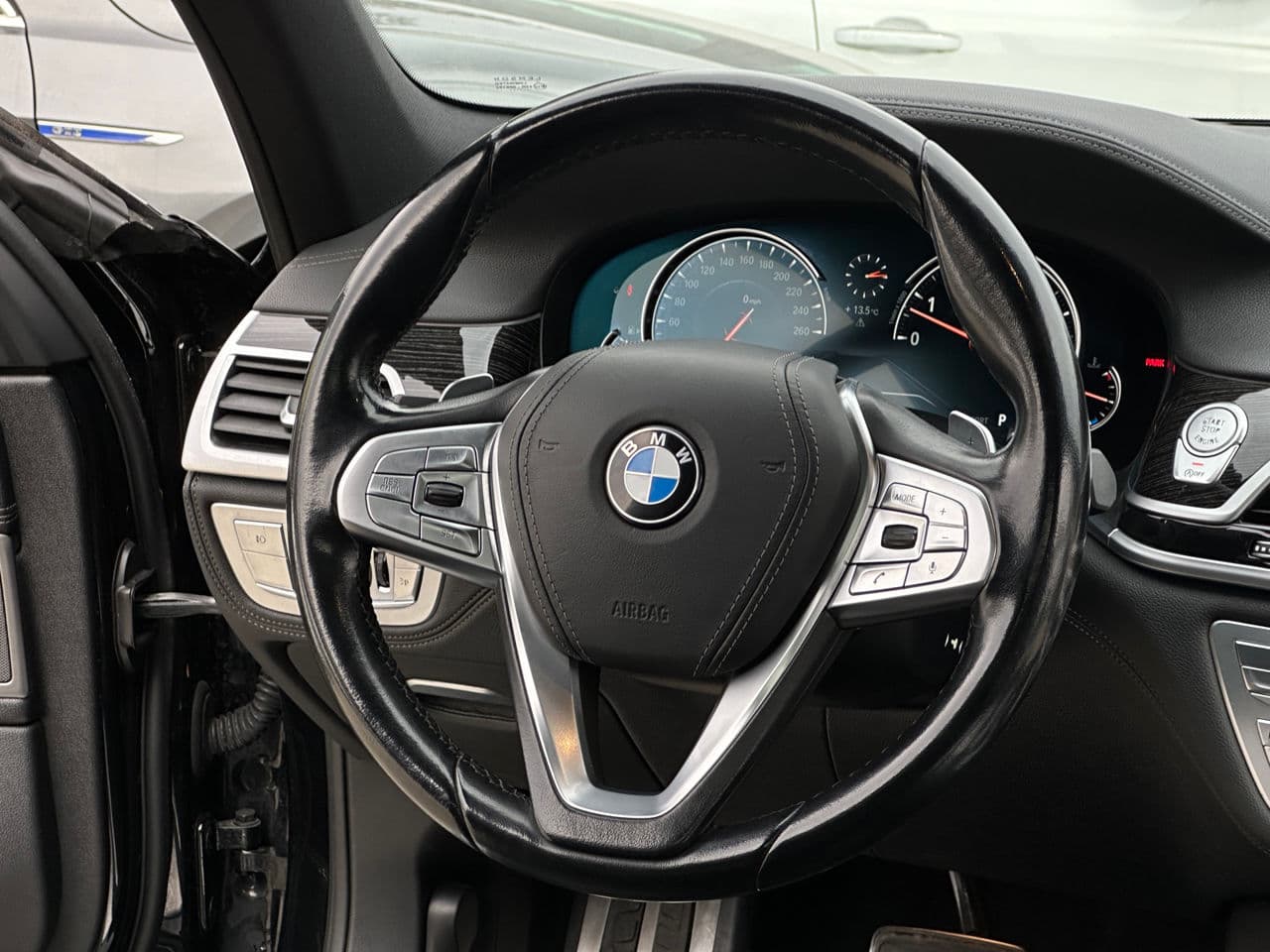 BMW 740 2017 — Миниатюра 7