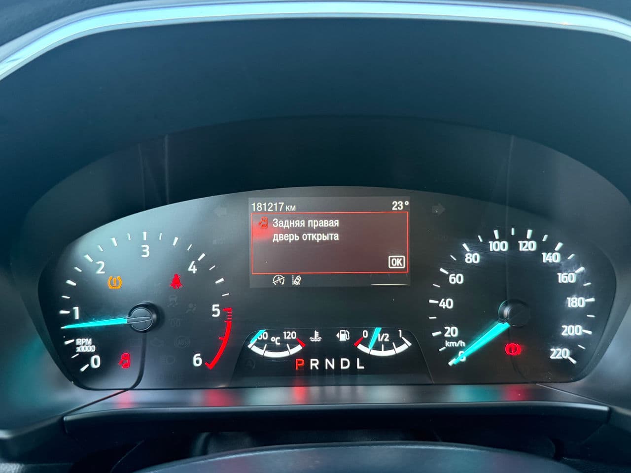Ford Kuga 2020 — Миниатюра 8