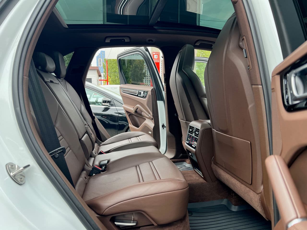 Porsche Cayenne E-Hybrid 2019 — Миниатюра 23