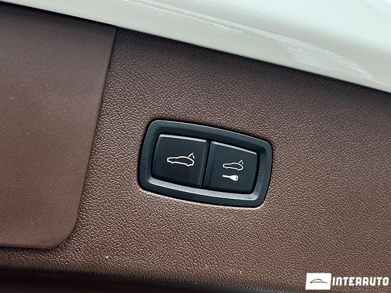 Porsche Cayenne E-Hybrid 2019 — Миниатюра 27