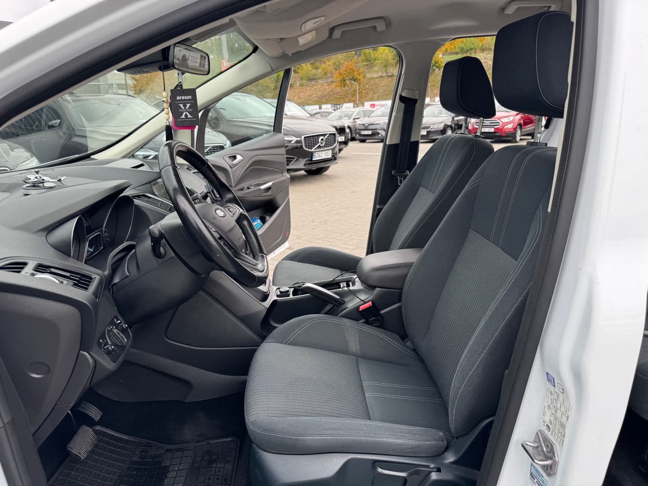 Ford Grand C-MAX 2018 — Миниатюра 5