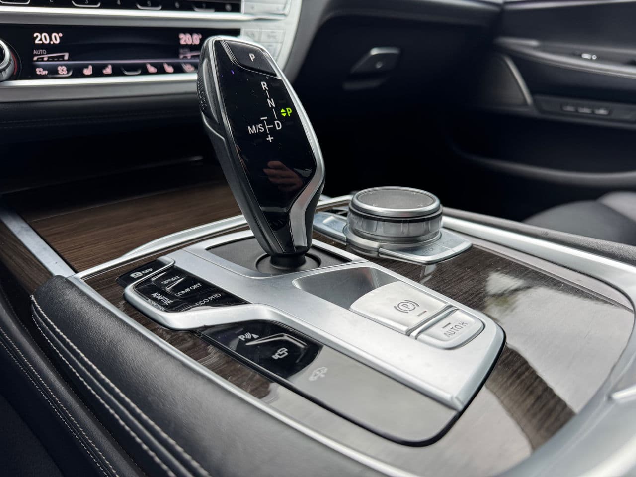 BMW 740 2020 — Миниатюра 16