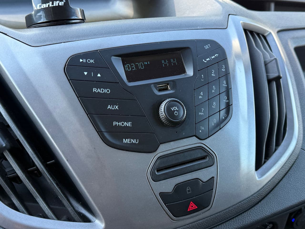 Ford Transit 2019 — Миниатюра 9
