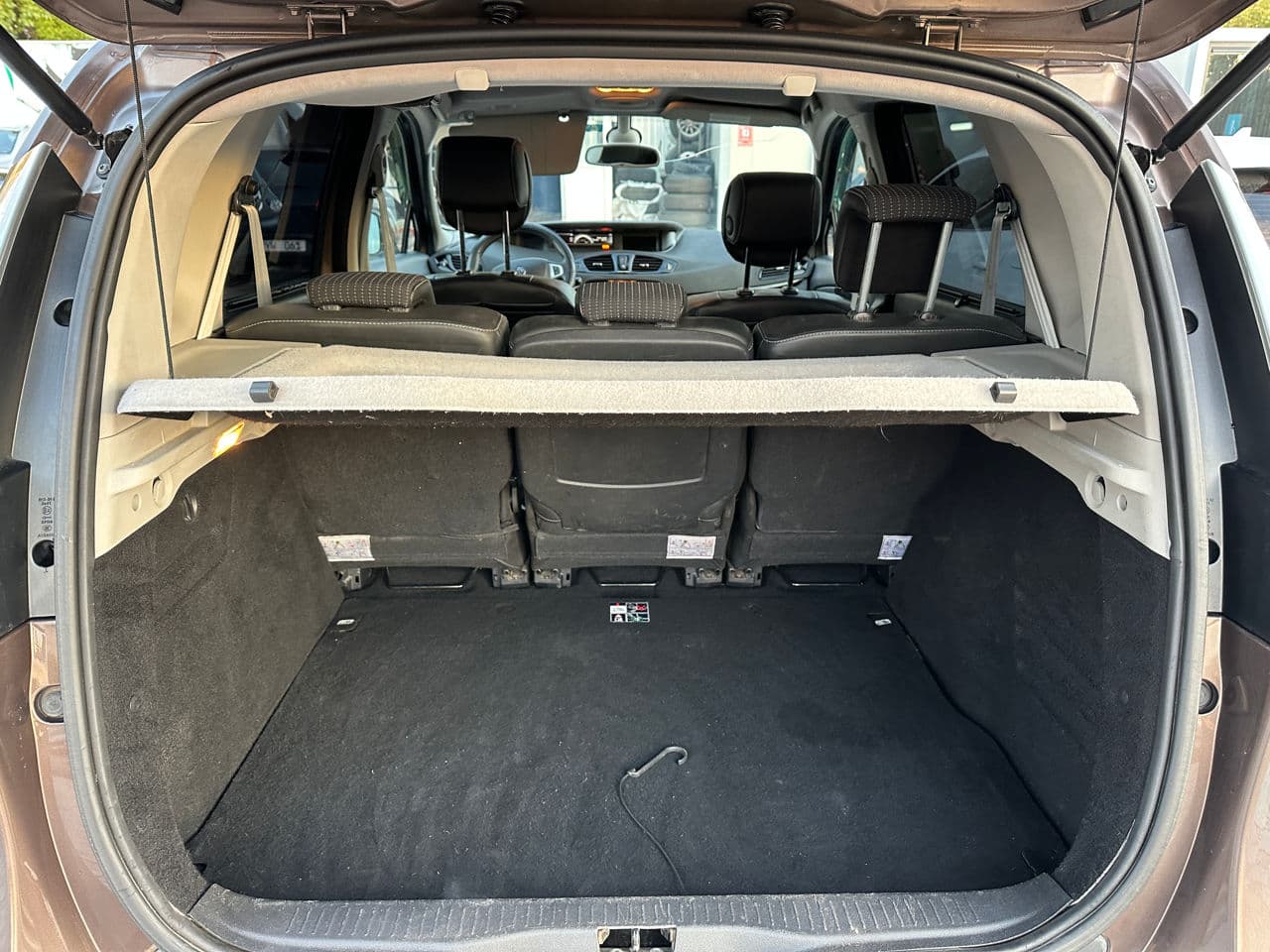 Renault Scenic 2012 — Миниатюра 17