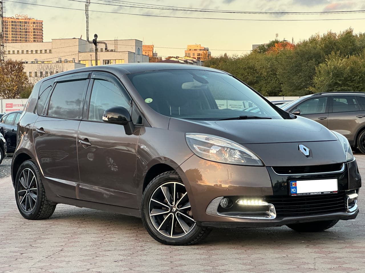 Renault Scenic 2012 — Миниатюра 4