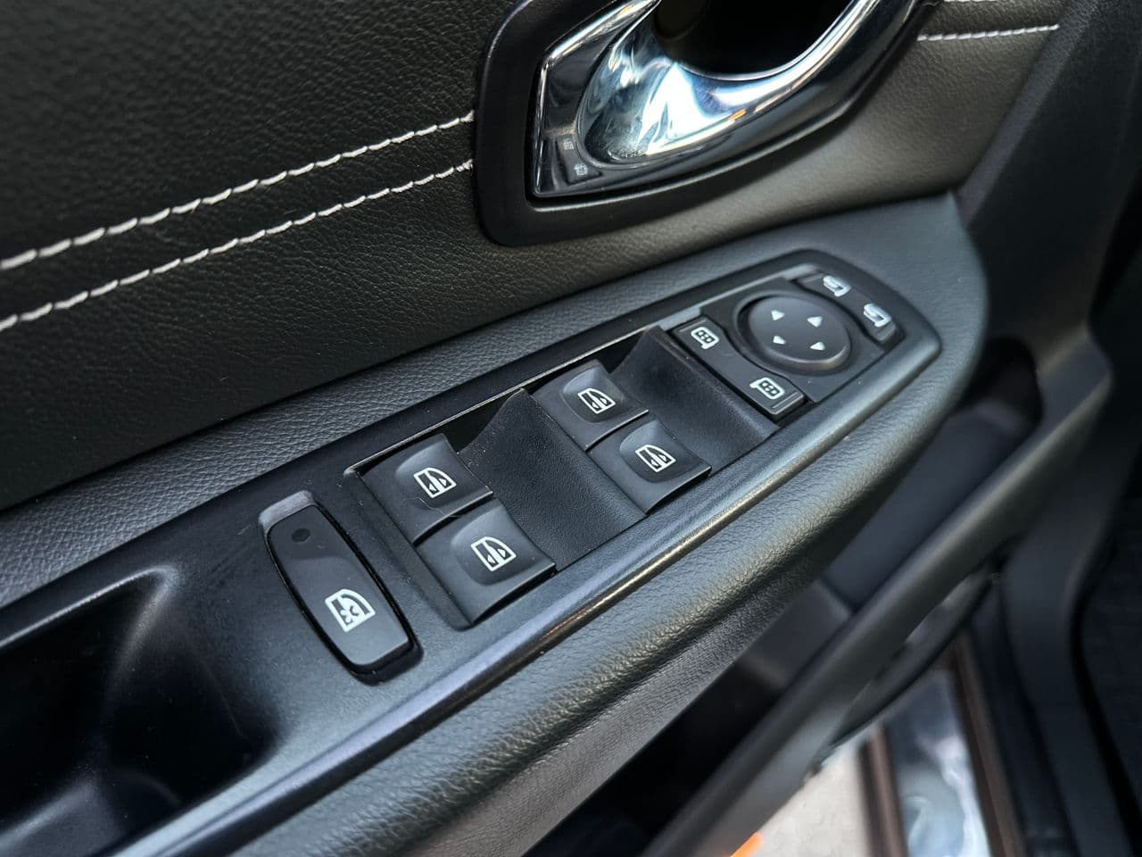Renault Scenic 2012 — Миниатюра 8