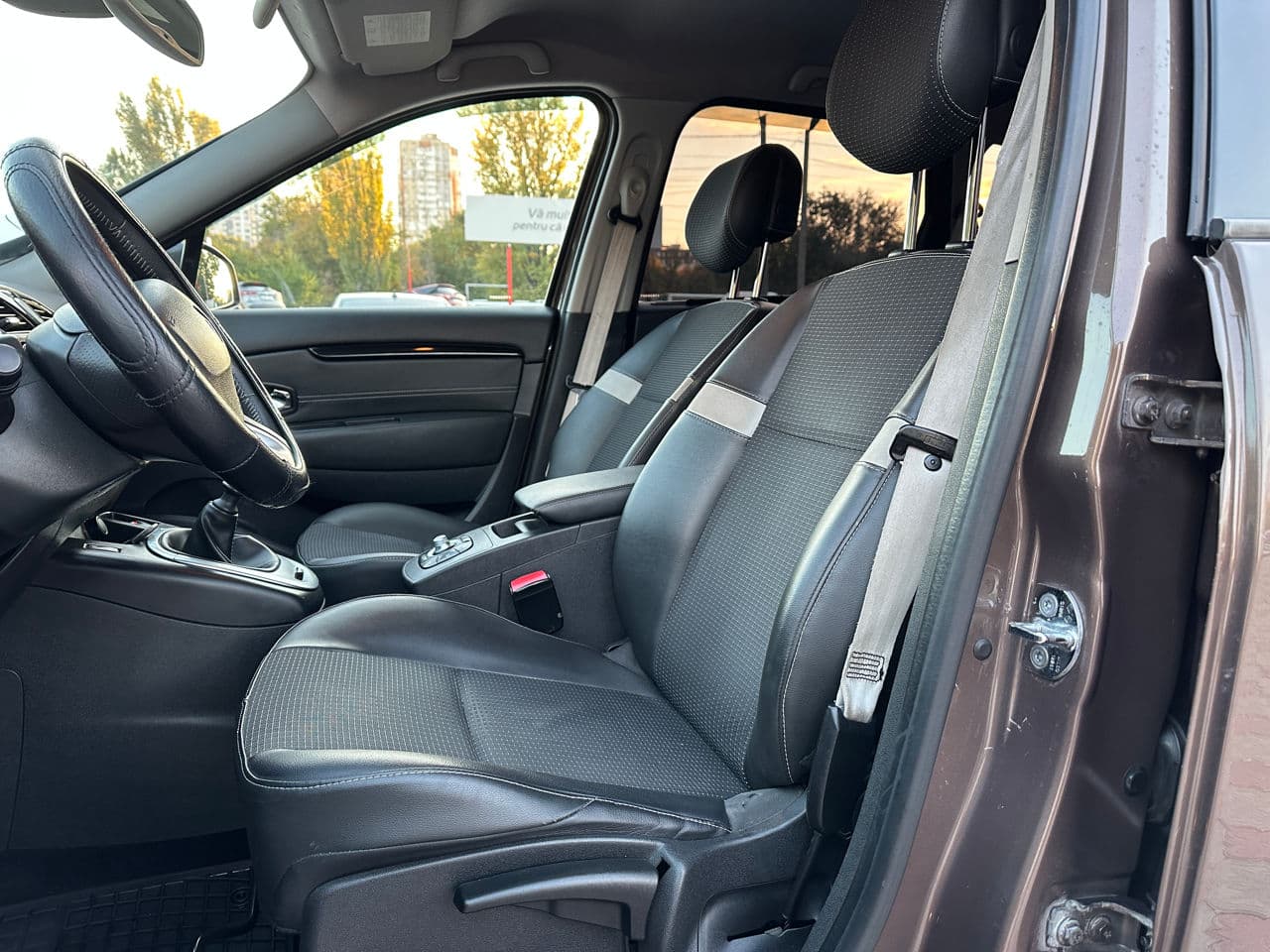 Renault Scenic 2012 — Миниатюра 6