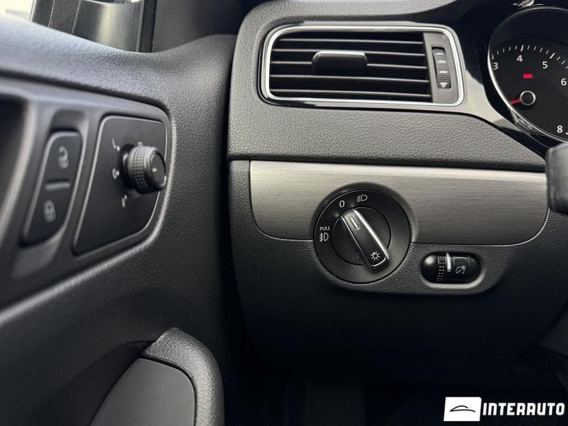 Volkswagen Jetta 2015 — Миниатюра 14