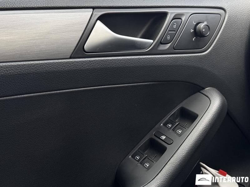 Volkswagen Jetta 2015 — Миниатюра 15