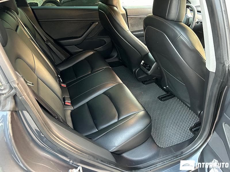 Tesla Model 3 2020 — Миниатюра 16