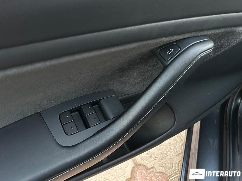Tesla Model 3 2020 — Миниатюра 7