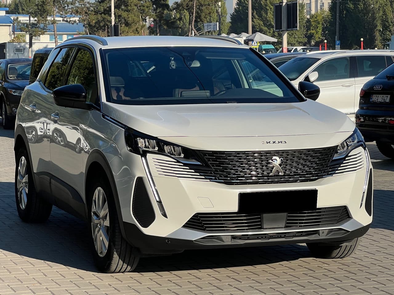 2023 Peugeot 3008 — Miniatură 3
