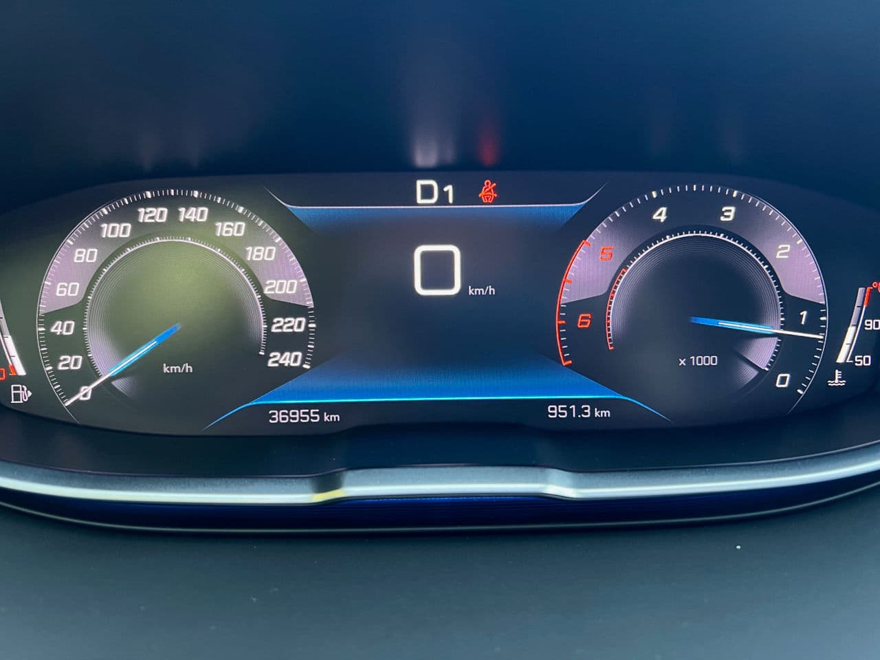 2023 Peugeot 3008 — Miniatură 10
