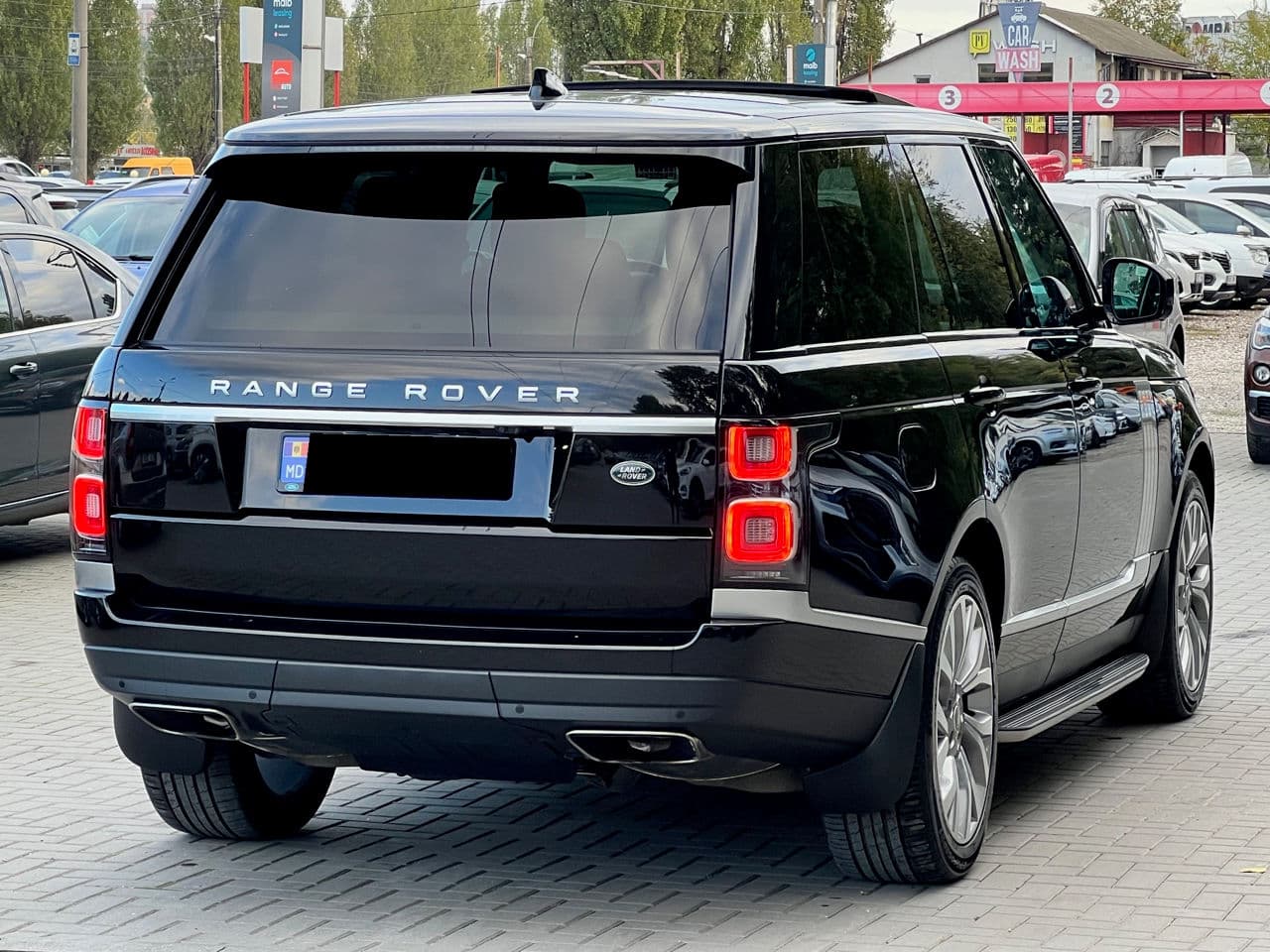 Land Rover Range Rover Vogue 2018 — Миниатюра 2