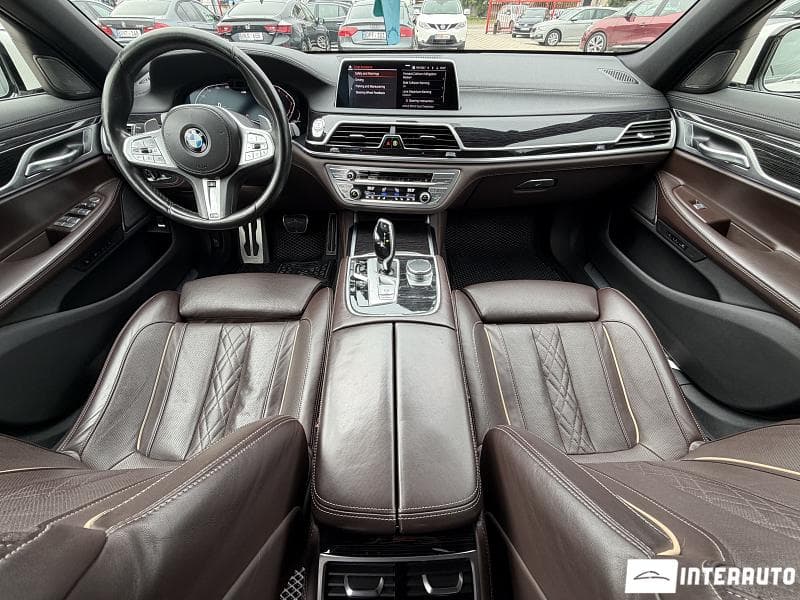 BMW 740 2021 — Миниатюра 10