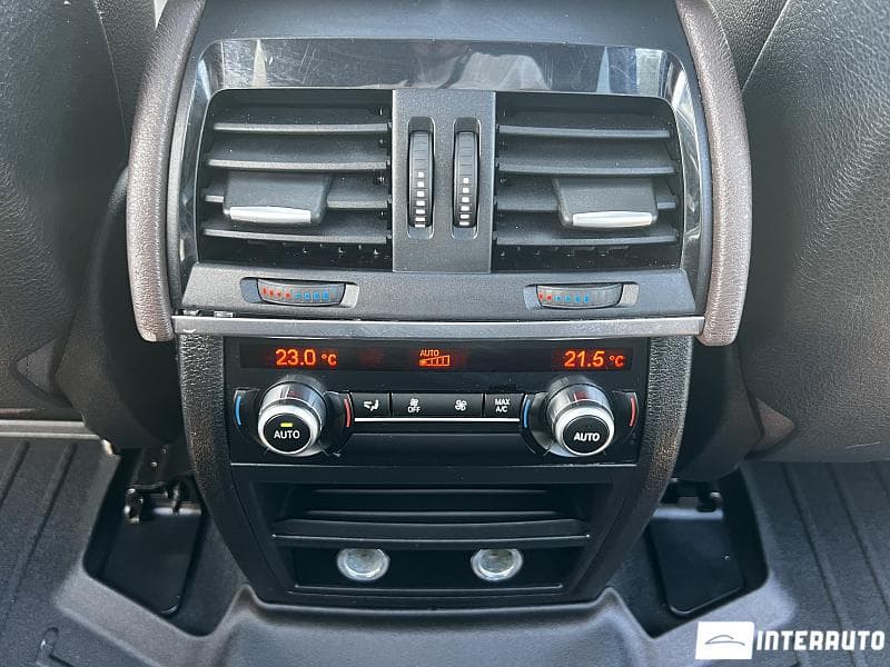 BMW X5 4.0e 2016 — Миниатюра 17