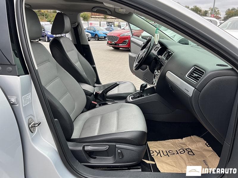 Volkswagen Jetta 2013 — Миниатюра 15