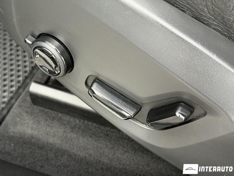 Volvo XC 60 2020 — Миниатюра 16