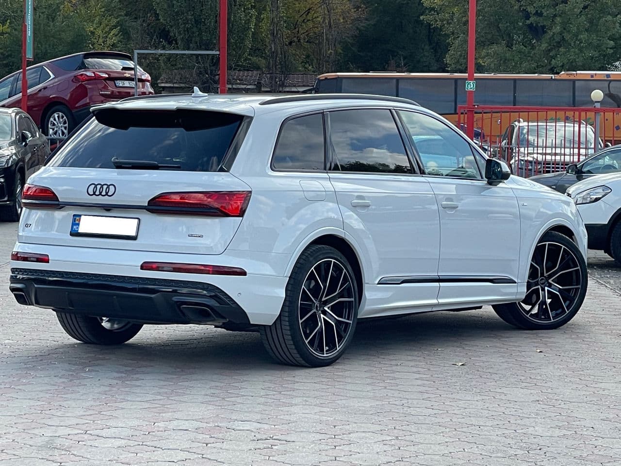 Audi Q7 2025 — Миниатюра 2