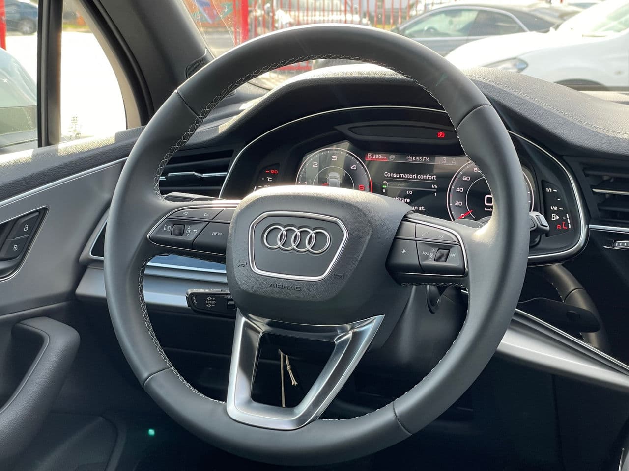 Audi Q7 2025 — Миниатюра 12