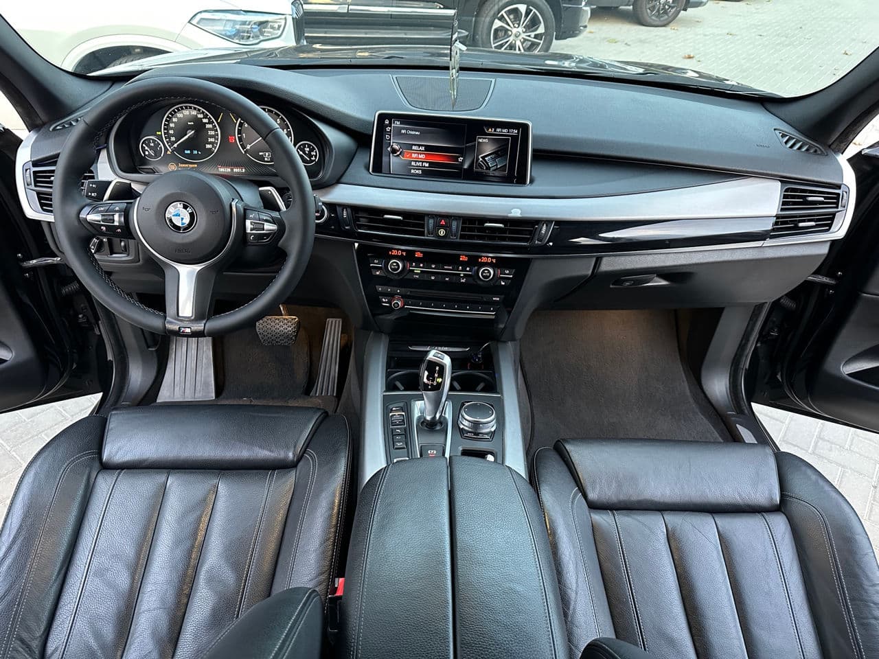 2017 BMW X5 4.0e — Miniatură 6