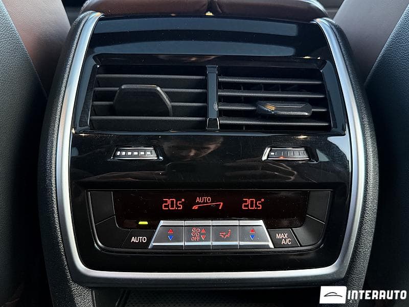 2020 BMW X5 5.0i — Miniatură 32