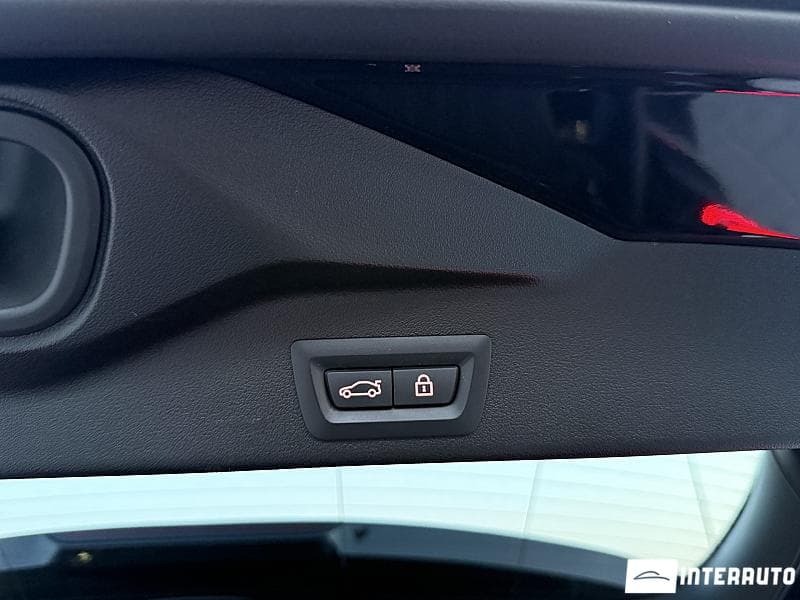 2020 BMW X5 5.0i — Miniatură 34