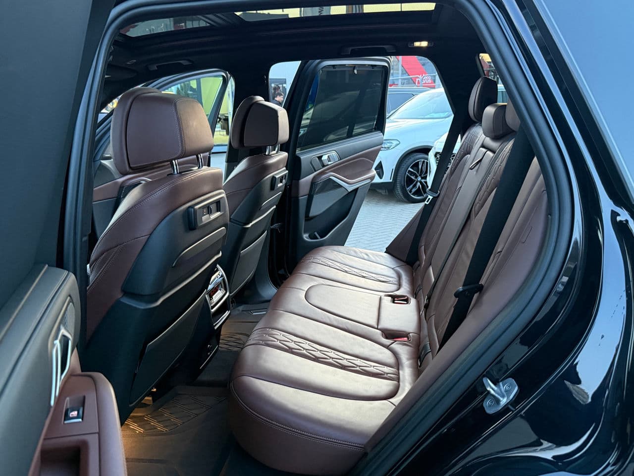 2020 BMW X5 5.0i — Miniatură 19