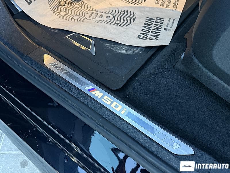 2020 BMW X5 5.0i — Miniatură 27