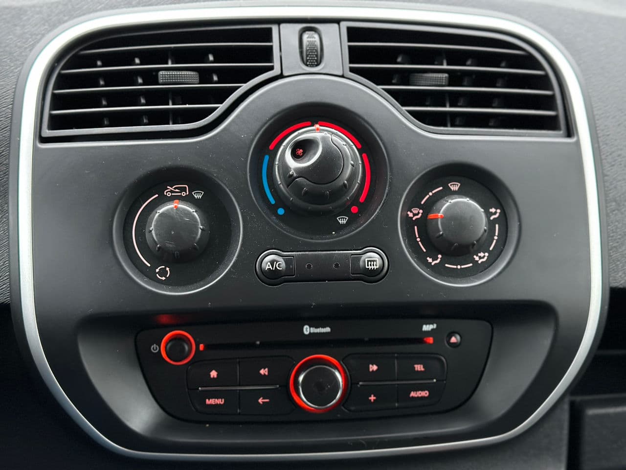 Renault Kangoo 2018 — Миниатюра 11