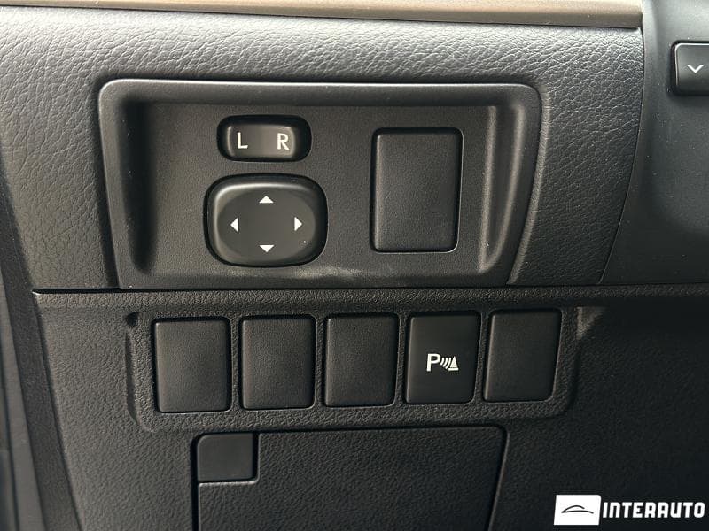 Lexus ES 300h 2014 — Миниатюра 9
