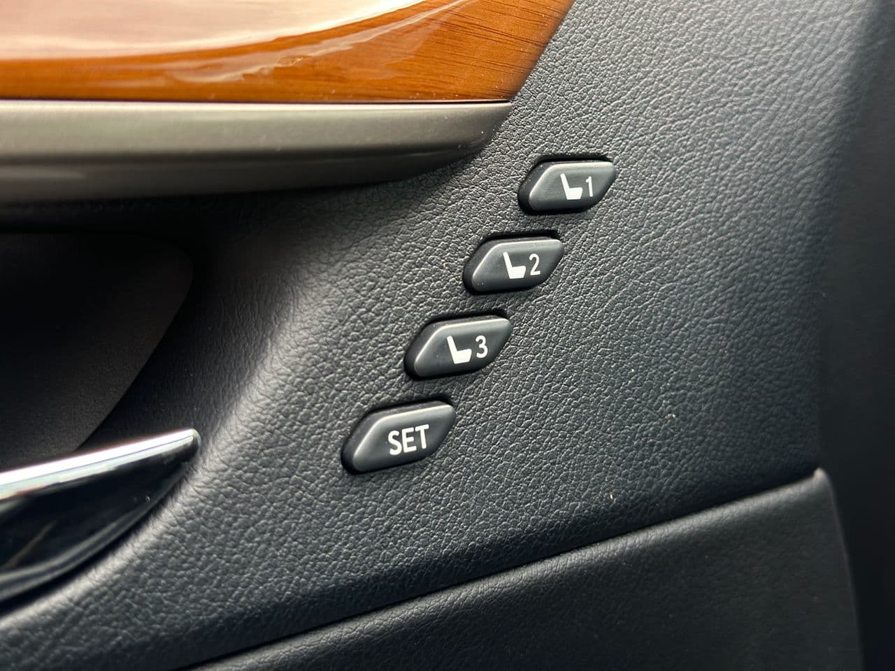 Lexus ES 300h 2014 — Миниатюра 8