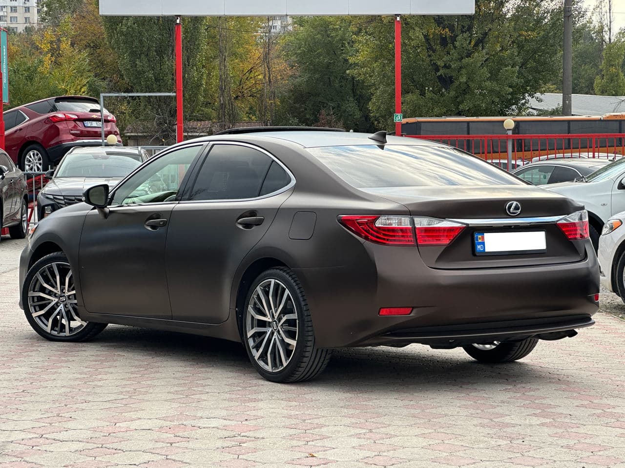 Lexus ES 300h 2014 — Миниатюра 3