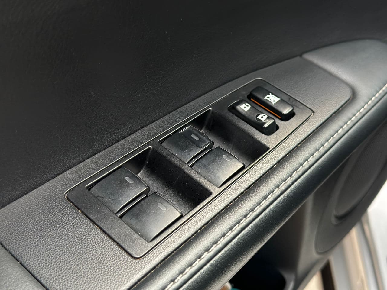 Lexus ES 300h 2014 — Миниатюра 7
