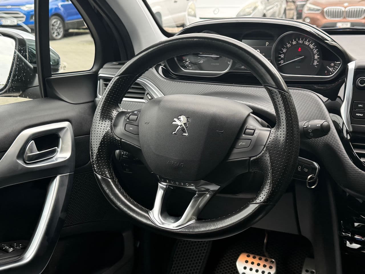 Peugeot 2008 2018 — Миниатюра 9