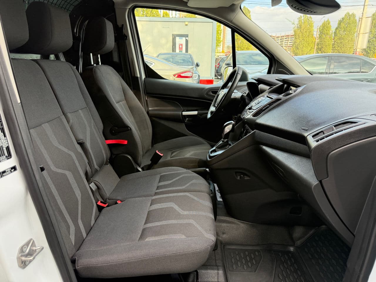 Ford Transit Connect 2015 — Миниатюра 14