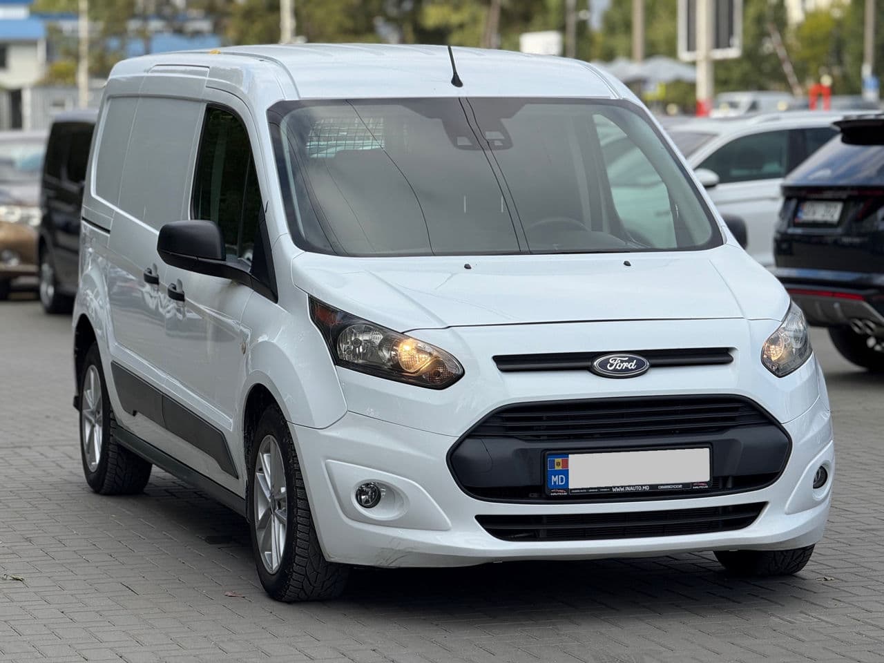 Ford Transit Connect 2015 — Миниатюра 3