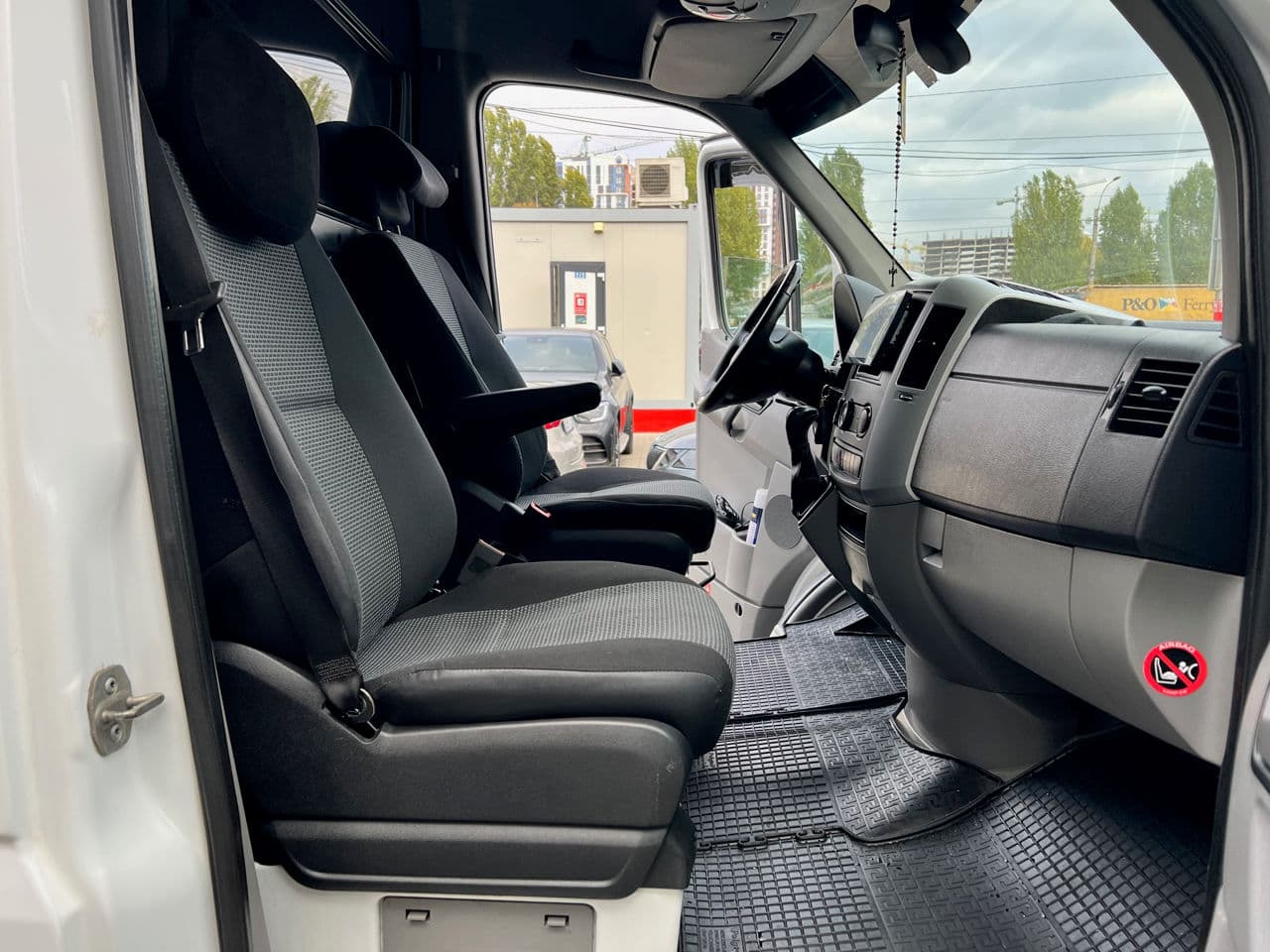 Mercedes Sprinter 2013 — Миниатюра 15