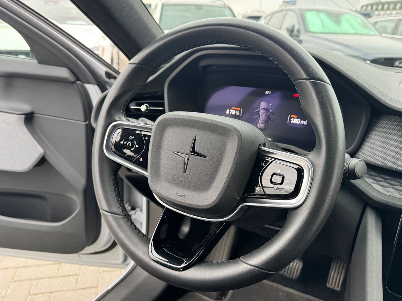 Volvo Polestar 2 2022 — Миниатюра 7