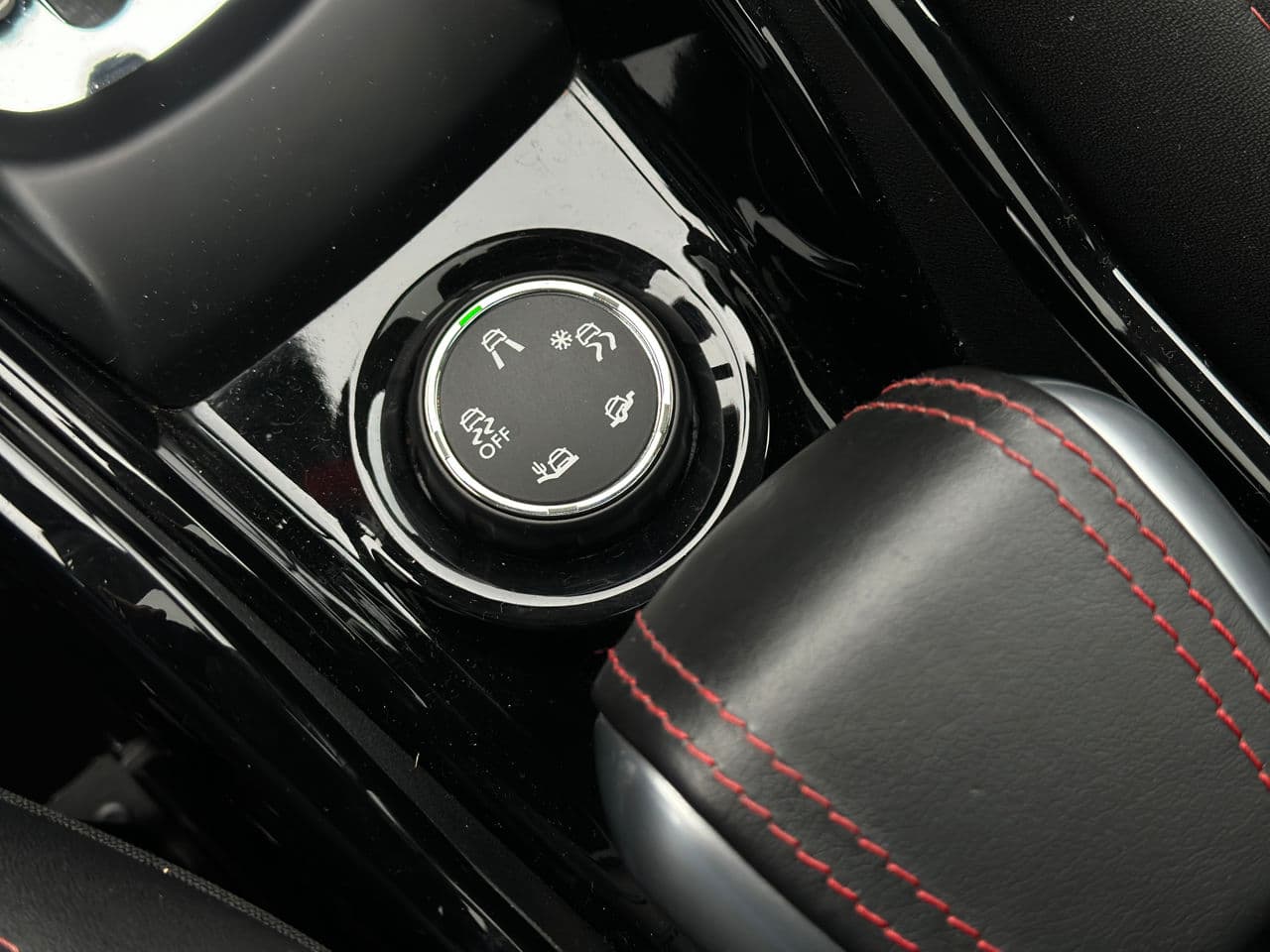 Peugeot 2008 2019 — Миниатюра 15