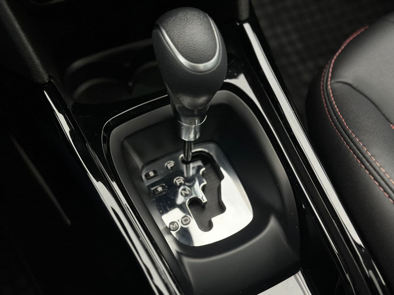Peugeot 2008 2019 — Миниатюра 14