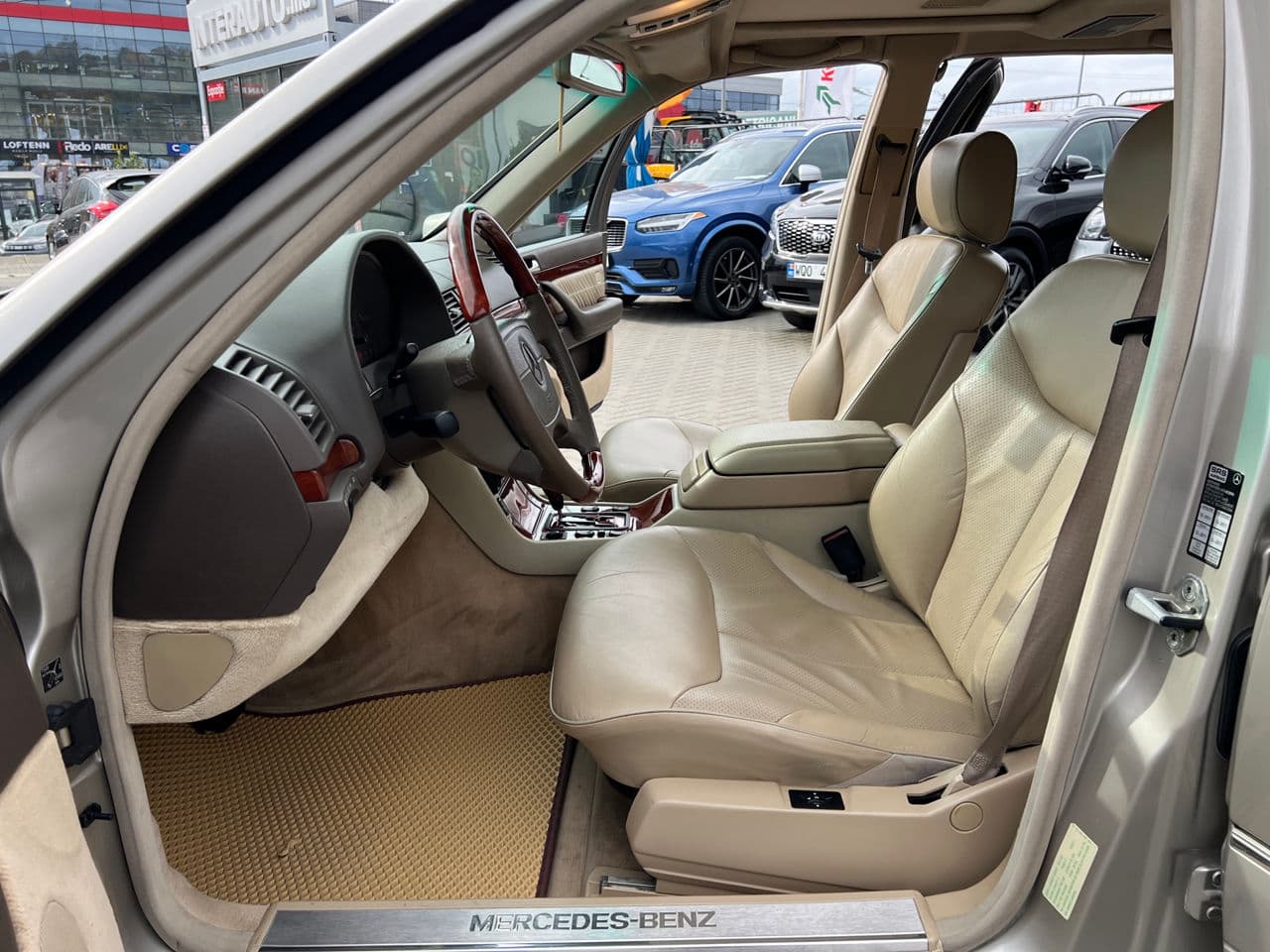 Mercedes S 320 1995 — Миниатюра 5